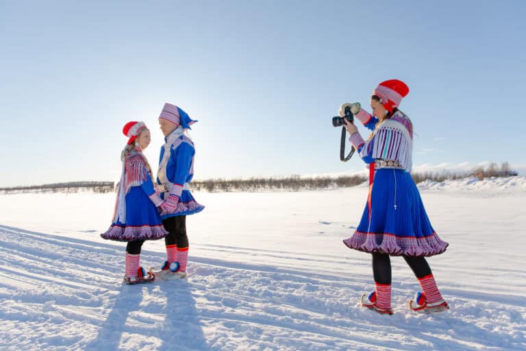 Les dette FØR du booker bryllupsfotograf!